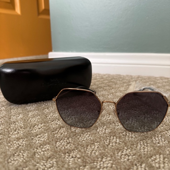 Coach Sunglasses - Picture 2 of 4